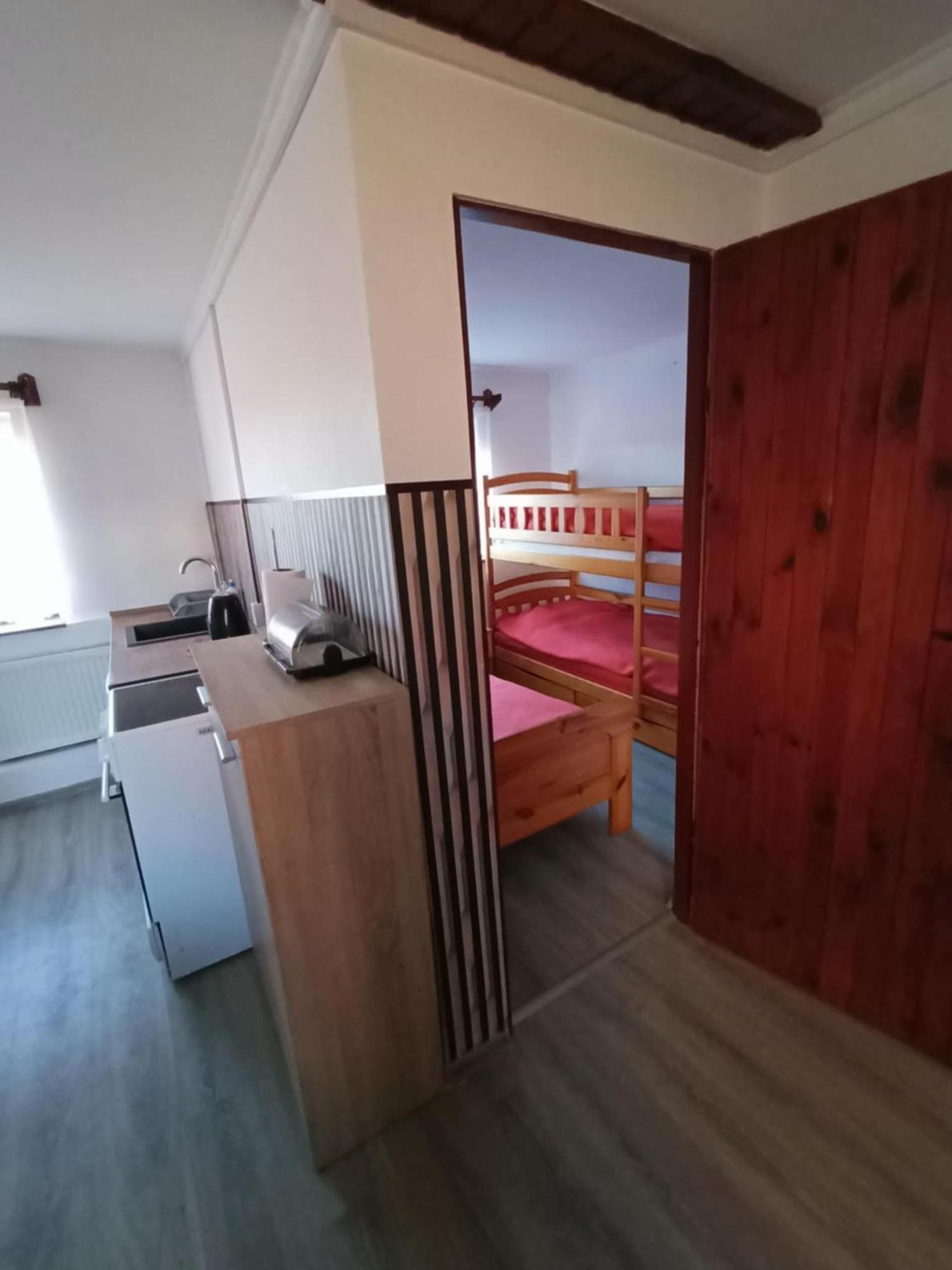 Malinowy Gaj - Agroturystyka Z Alpakami I Innymi Zwierzetami Swietajno  Dış mekan fotoğraf